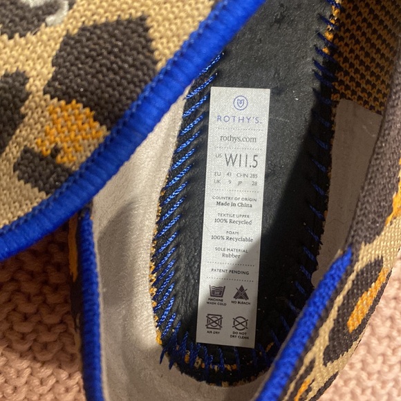 Rothy’s The Point flat in Big Cat - Picture 2 of 7